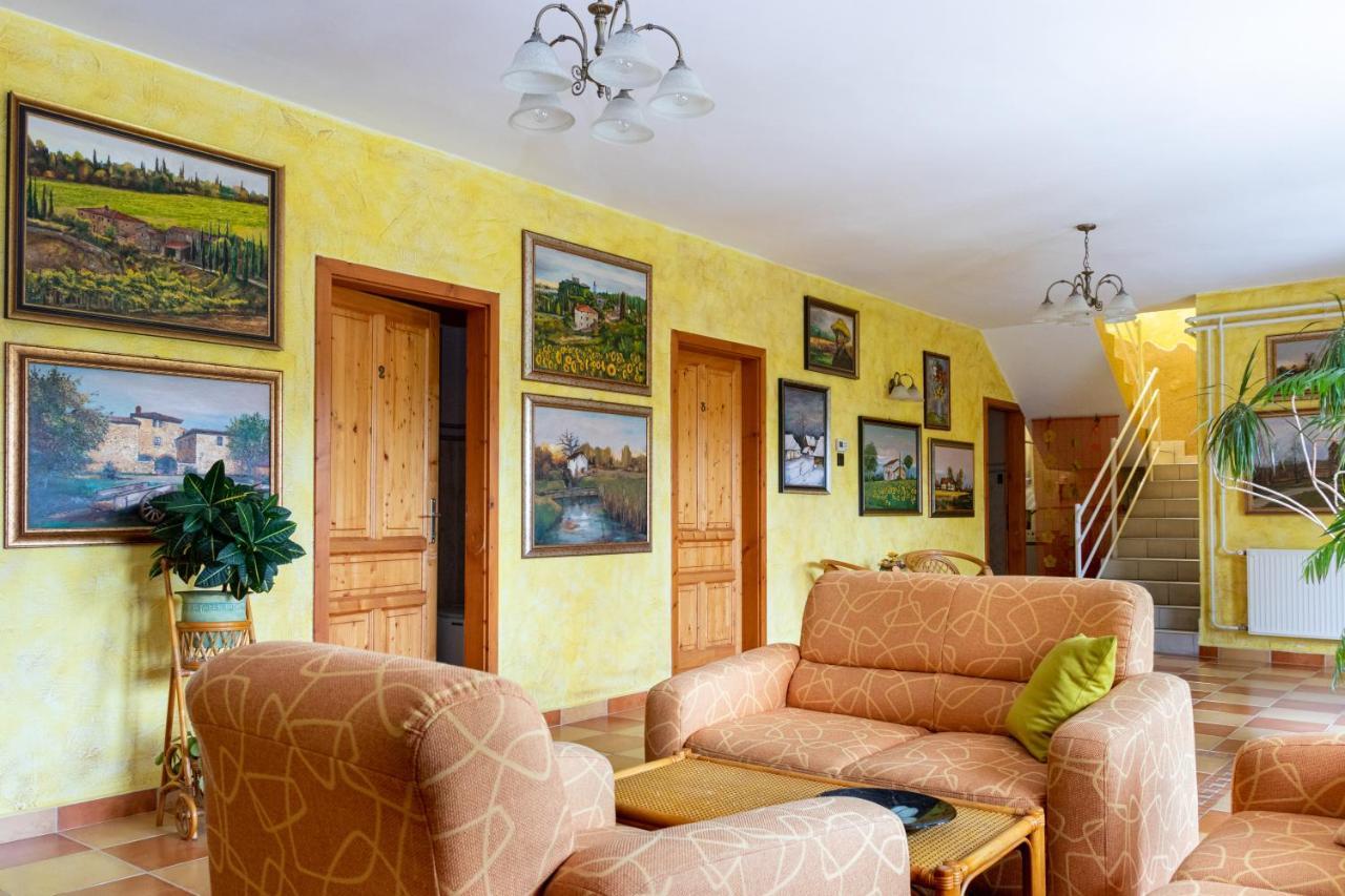 Hotel Zeta Lenti Εξωτερικό φωτογραφία