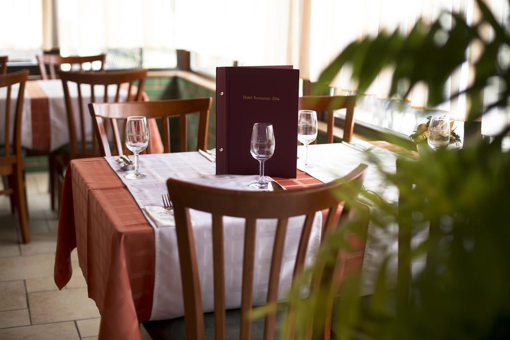 Hotel Zeta Lenti Εξωτερικό φωτογραφία